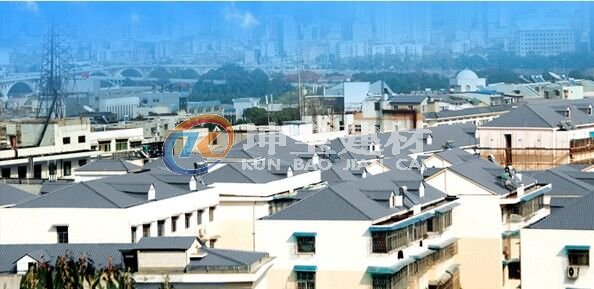 合成樹脂瓦質輕承載力強，是平改坡的理想選擇